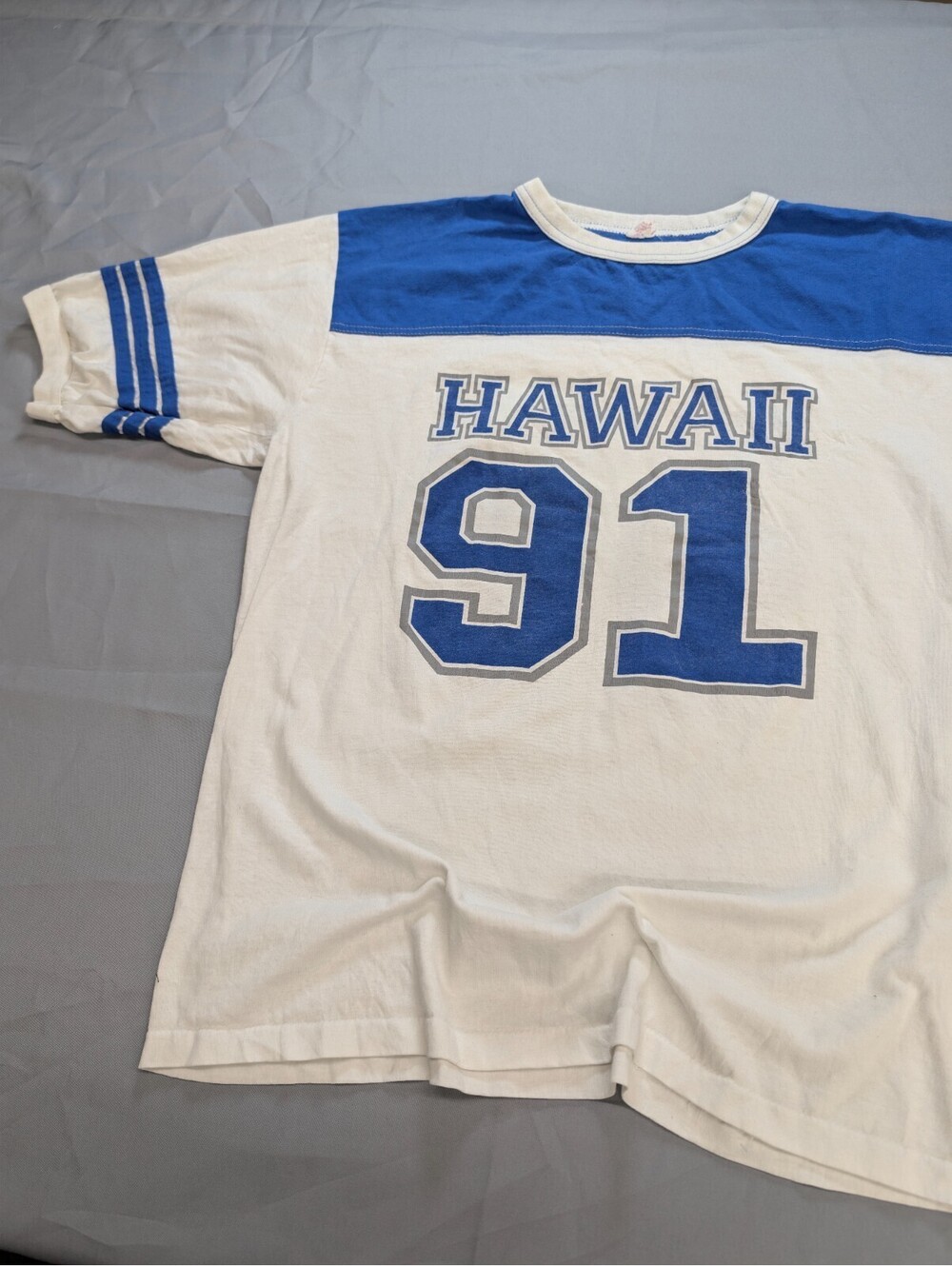 Vintage Hawaii 91 Football T Shirt Blue Striped Sleeve XL